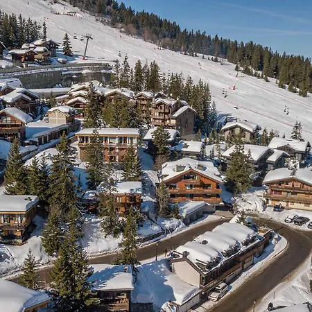 Apartment Triplex De Charme Avec Cheminee, Balcon Et Parking A Chenus, Proche Des Pistes - Fr-1-564-90 Courchevel