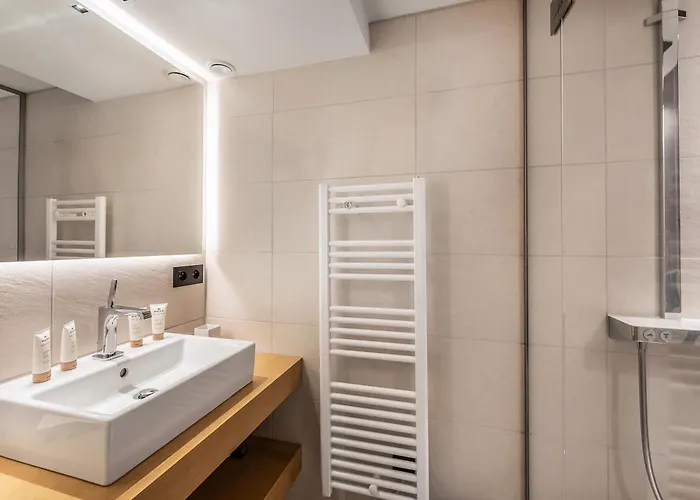 公寓 Triplex Elegant A 1850 Avec Cheminee Et Parking - Fr-1-564-90 谷雪维尔